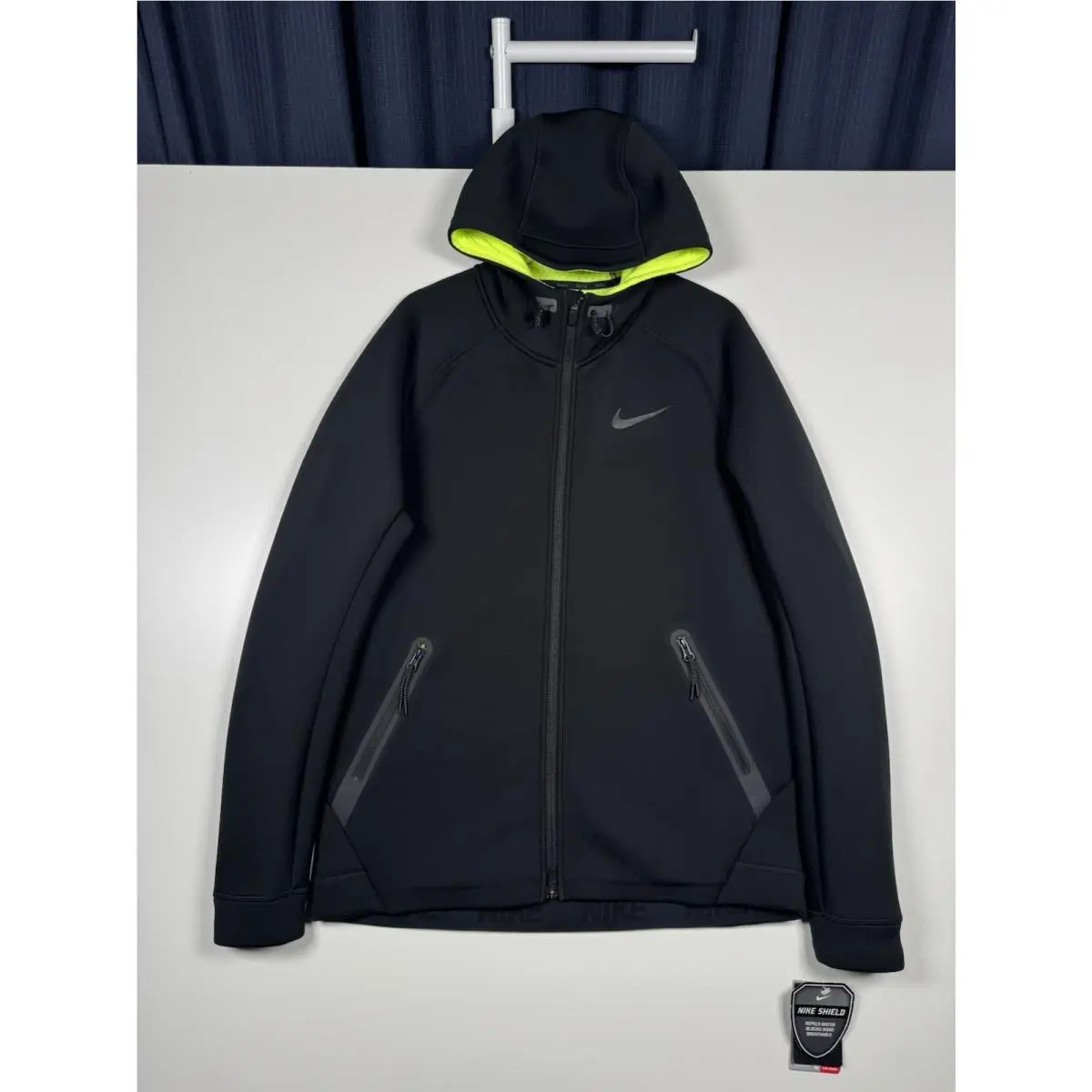 Nike clothing - 688475 - 688475 - Black Green 0