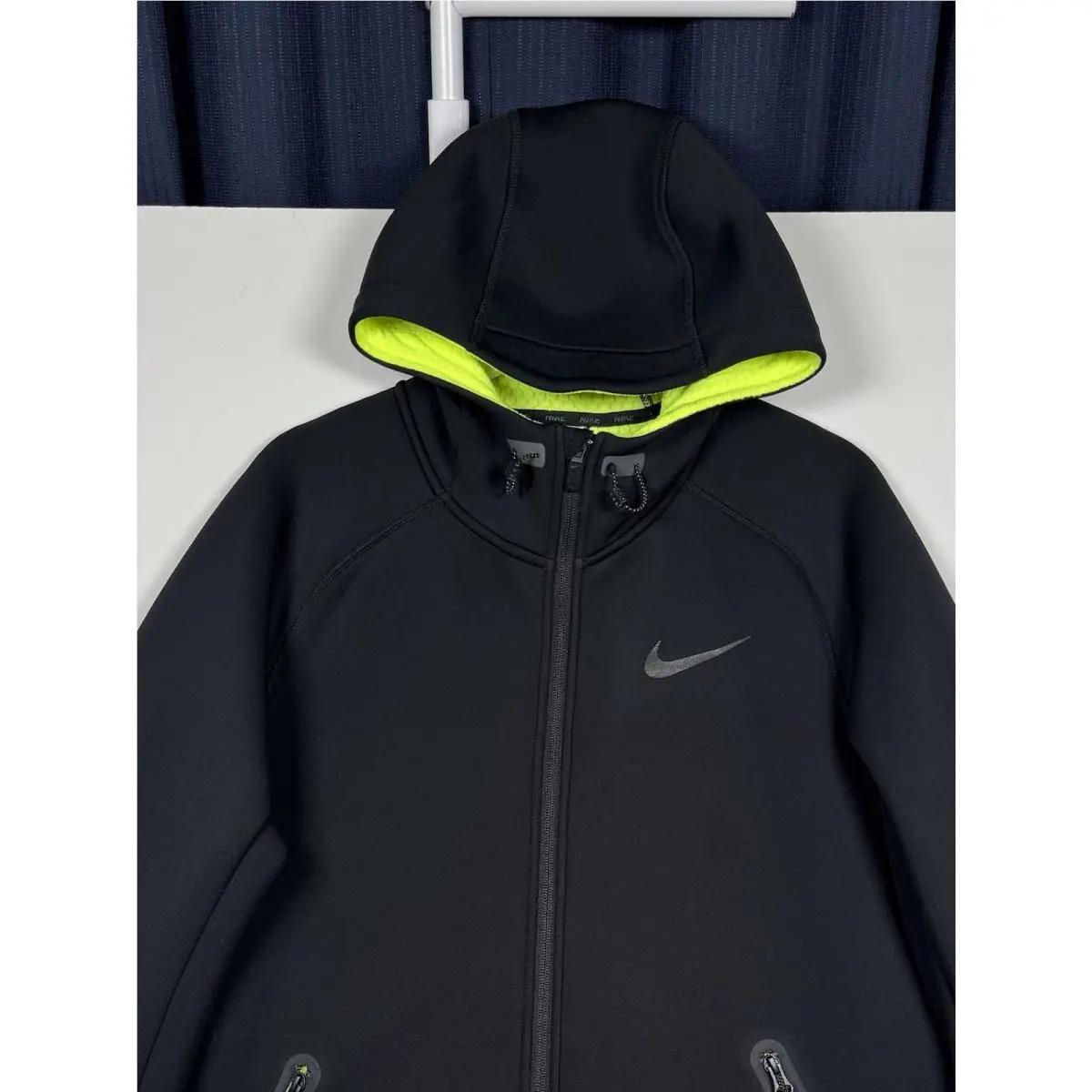 Nike clothing - 688475 - 688475 - Black Green 1