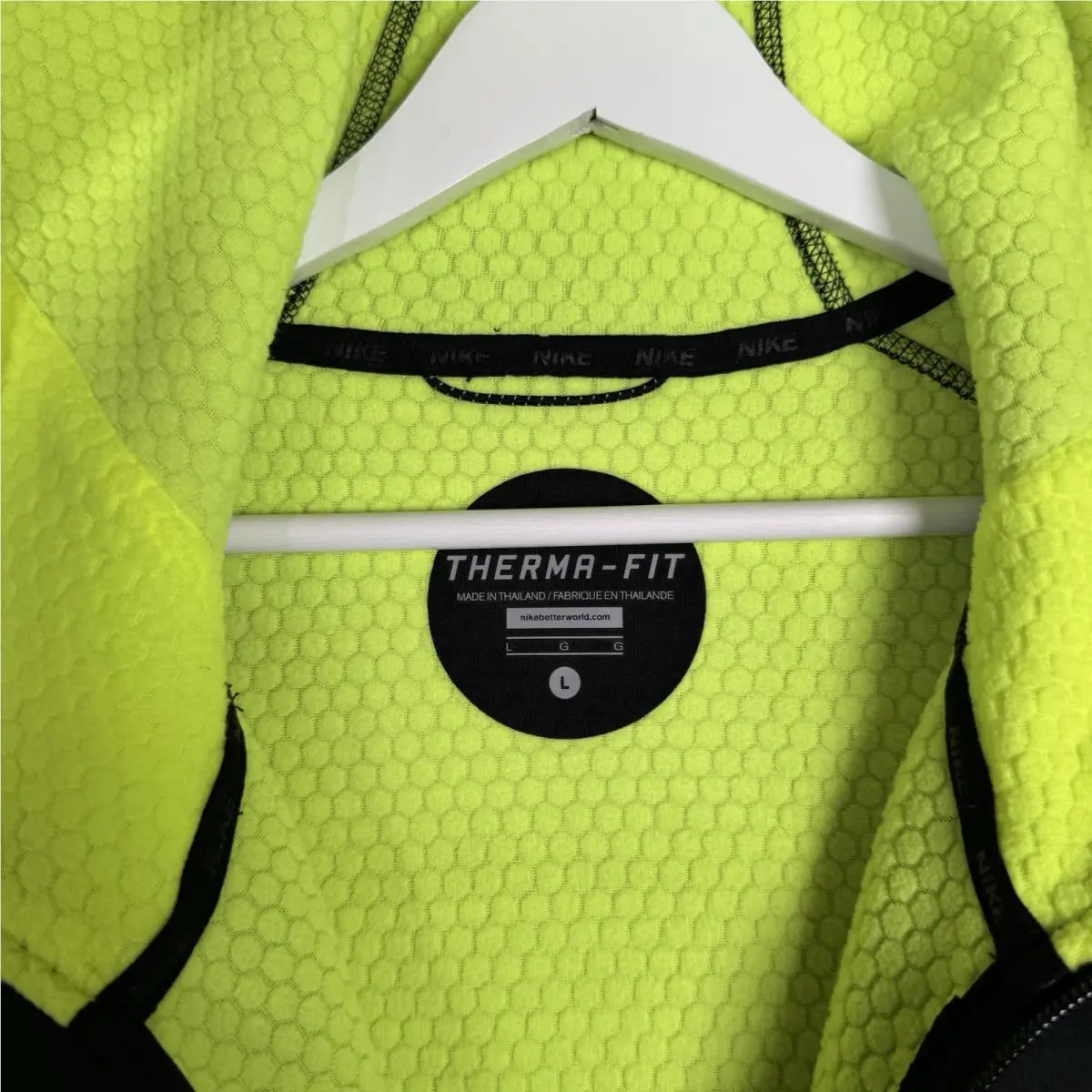 Nike clothing - 688475 - 688475 - Black Green 4