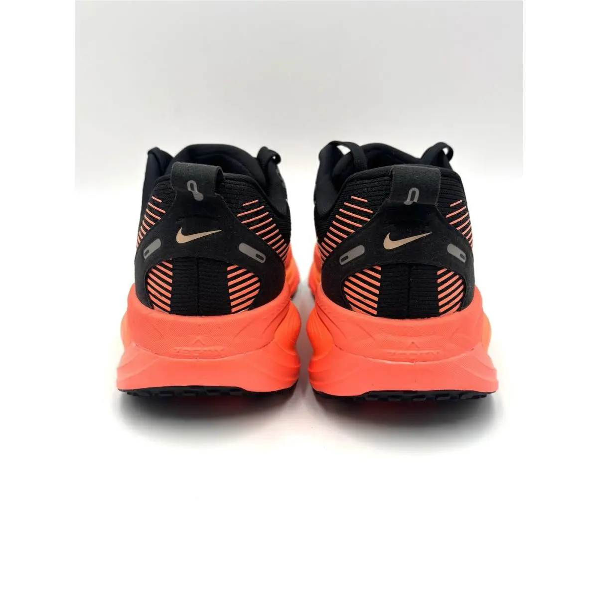 Nike shoes - Nike Vomero 18 - Vomero - HM6804-010 - Black 5