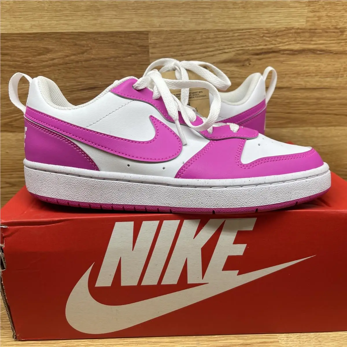 Court Borough Low Recraft GS White/laser Fuchsia Size 6y by Nike