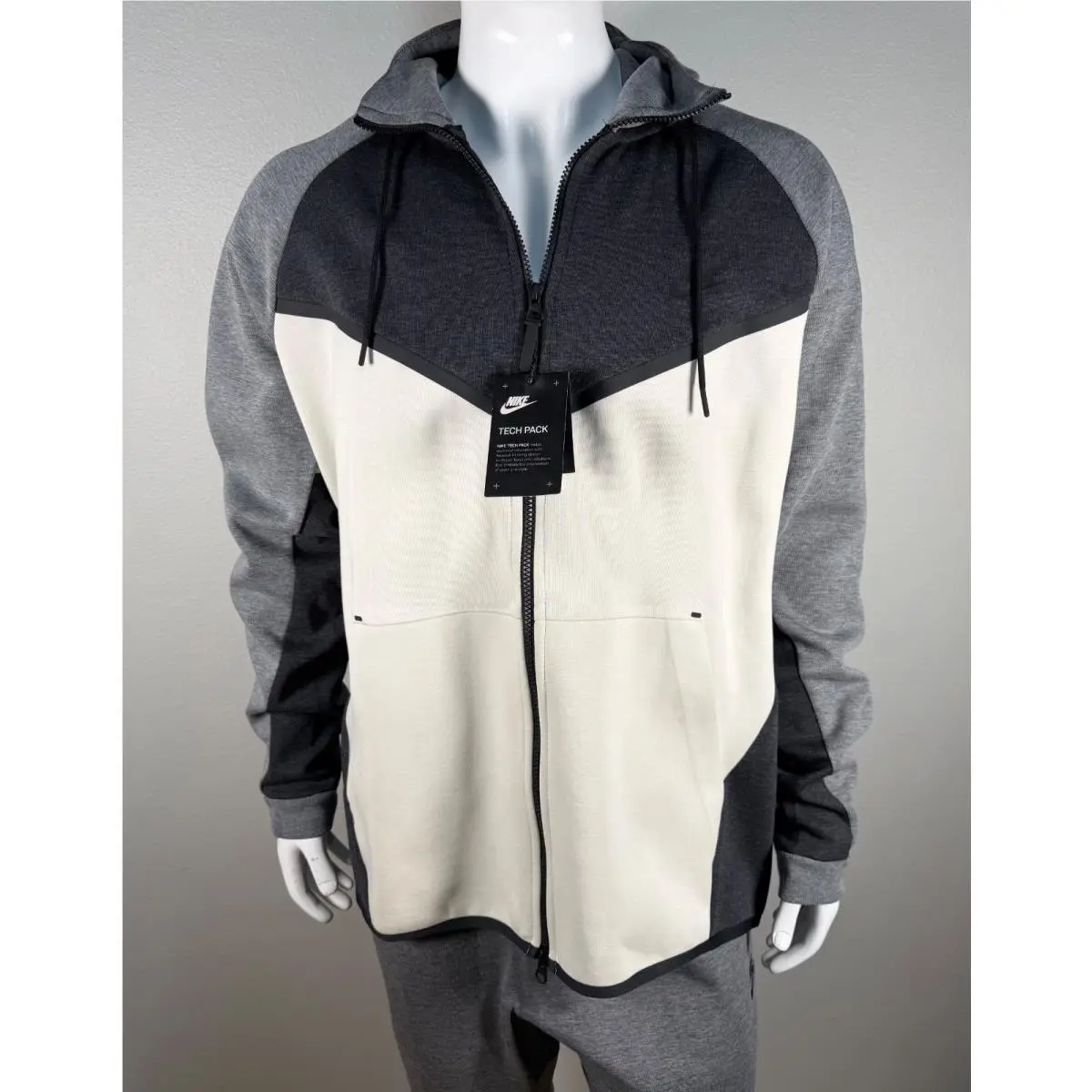 Nike clothing - Black 1