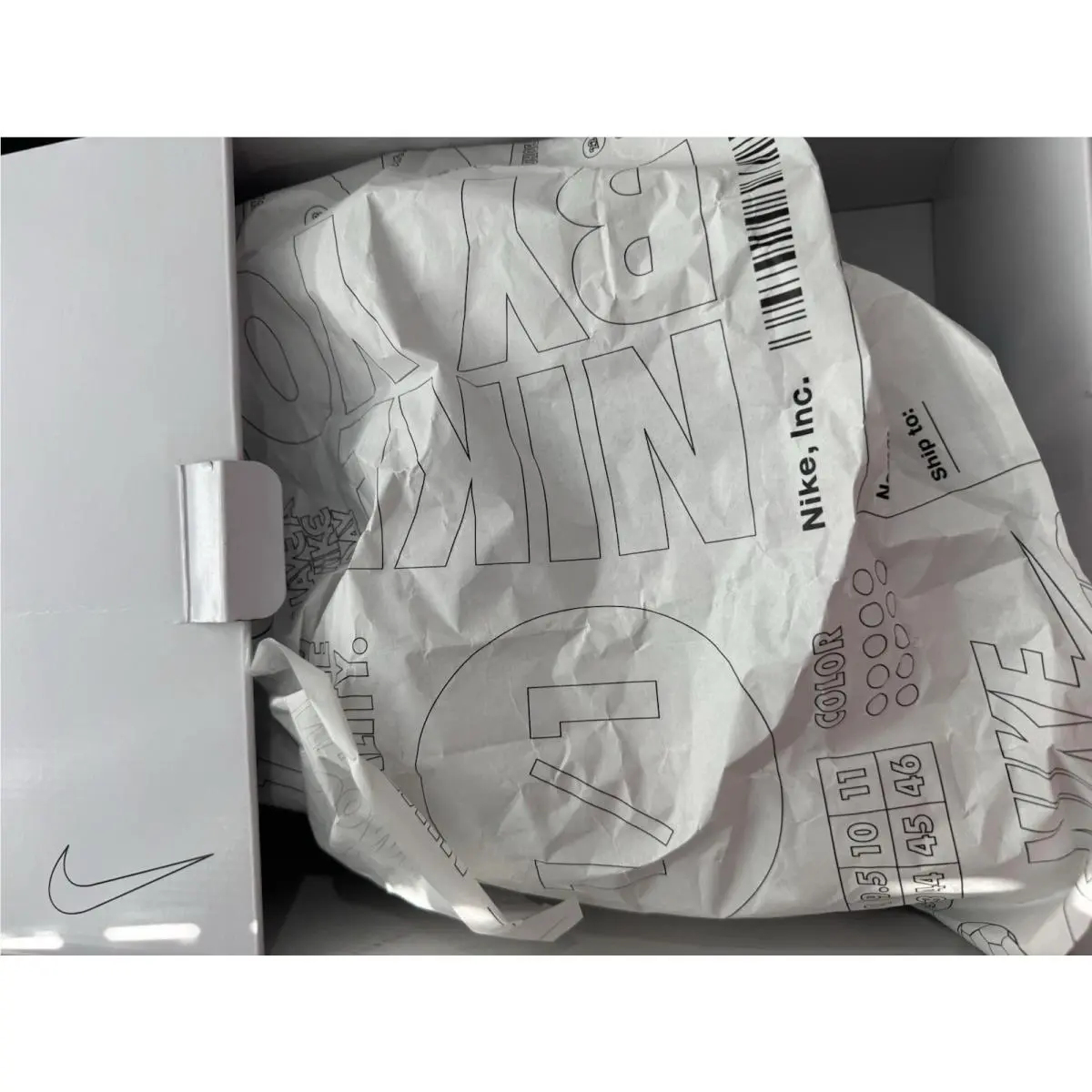 Nike shoes - Nike Vomero Plus - Vomero Plus - IQ1021-900 - White 16