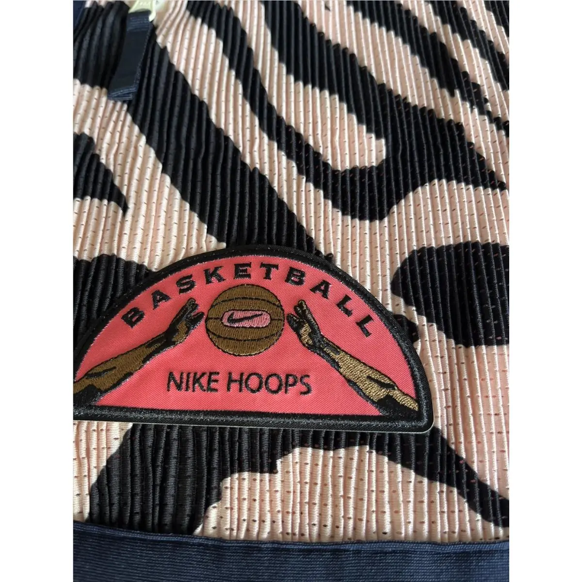 Nike clothing - Pink (UPC: 0196604858793) 1