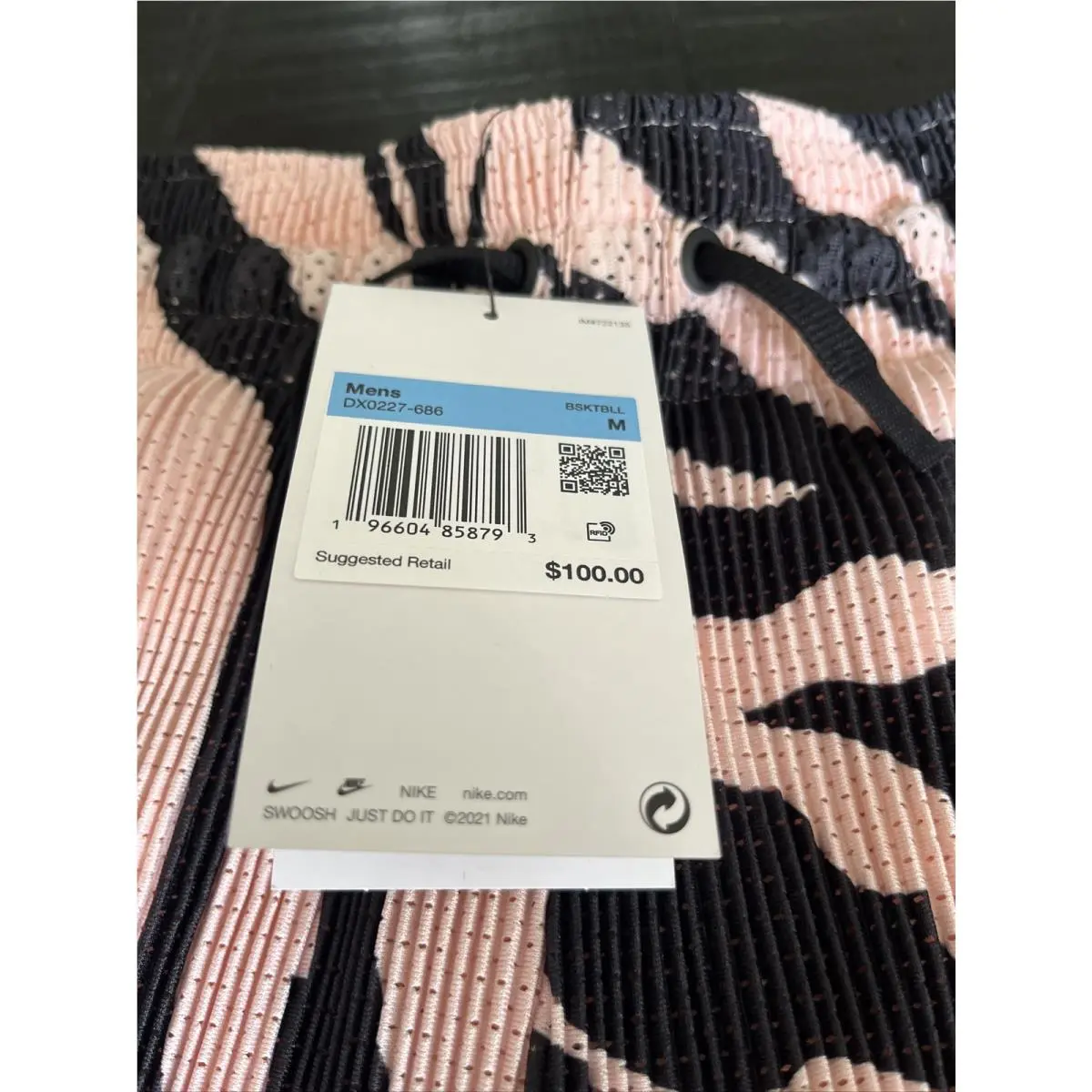 Nike clothing - Pink (UPC: 0196604858793) 6