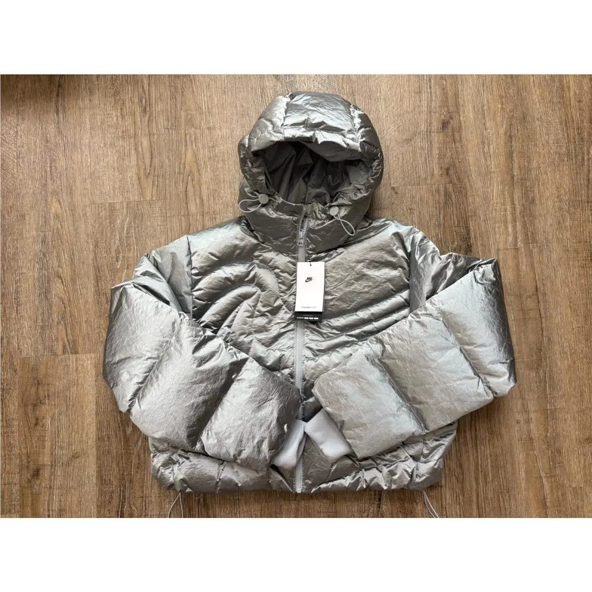 Sportswear Swoosh Series Therma-fit Jacket Metallic Silver Sz Sm IB2003-095 by Nike