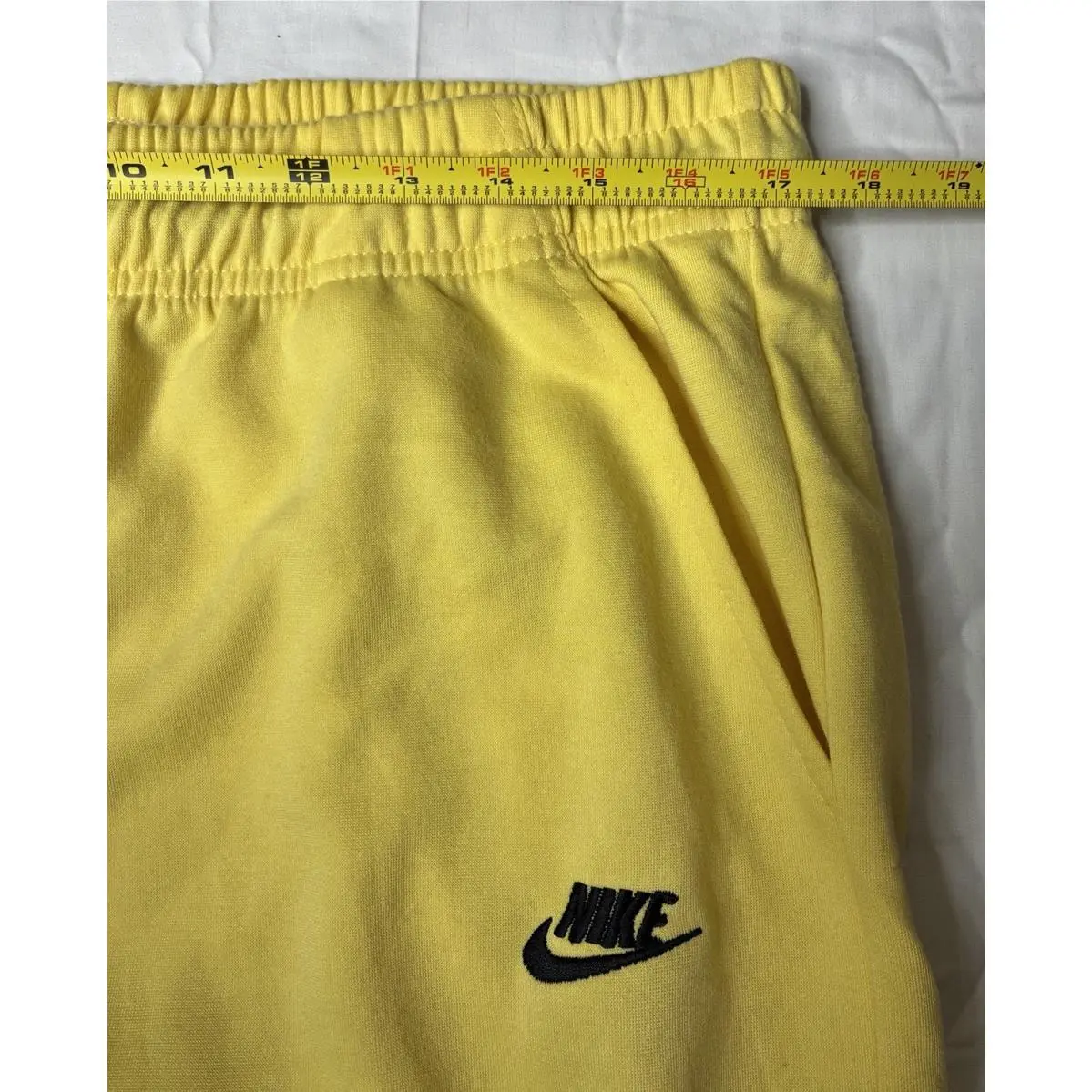 Nike clothing - Yellow 12