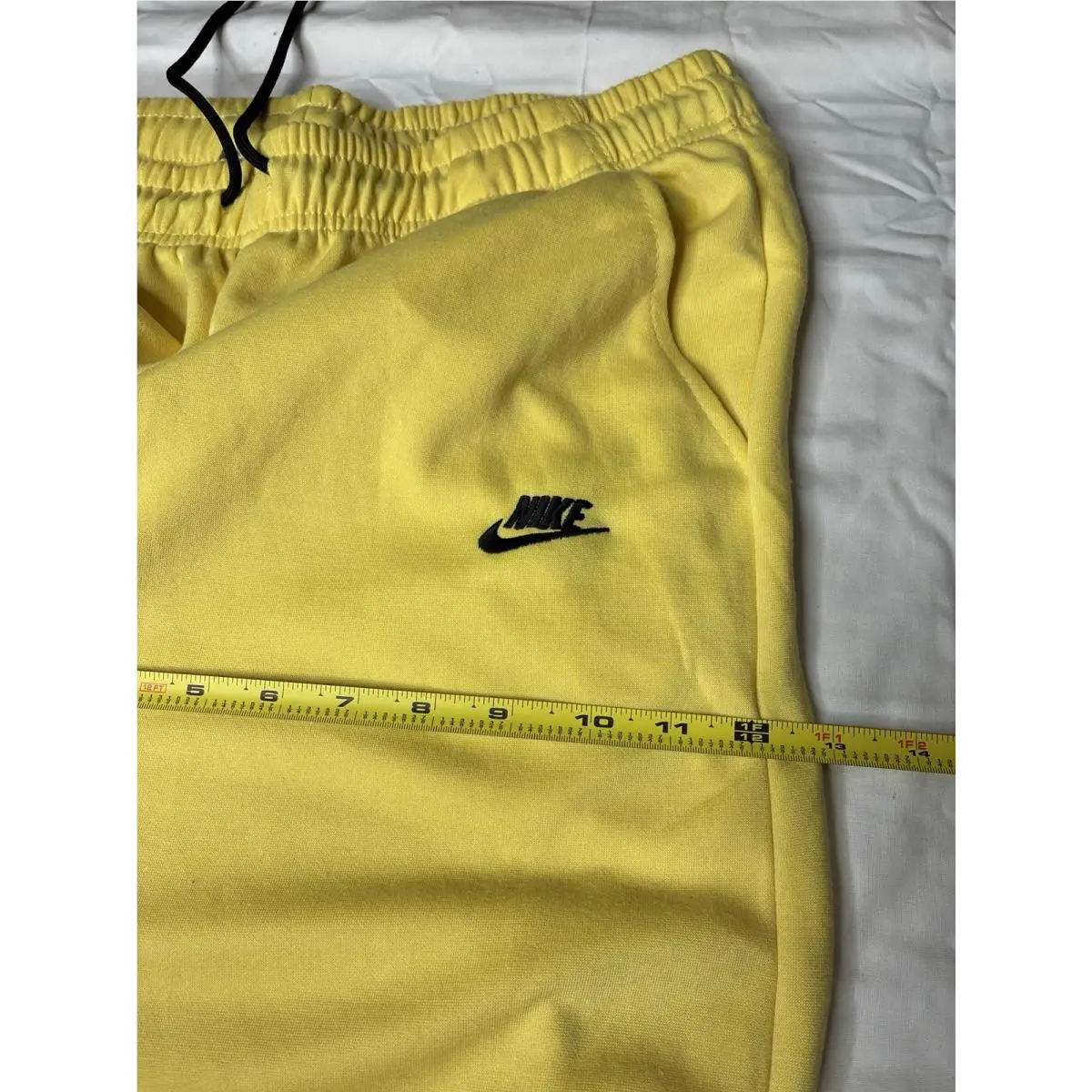 Nike clothing - Yellow 16