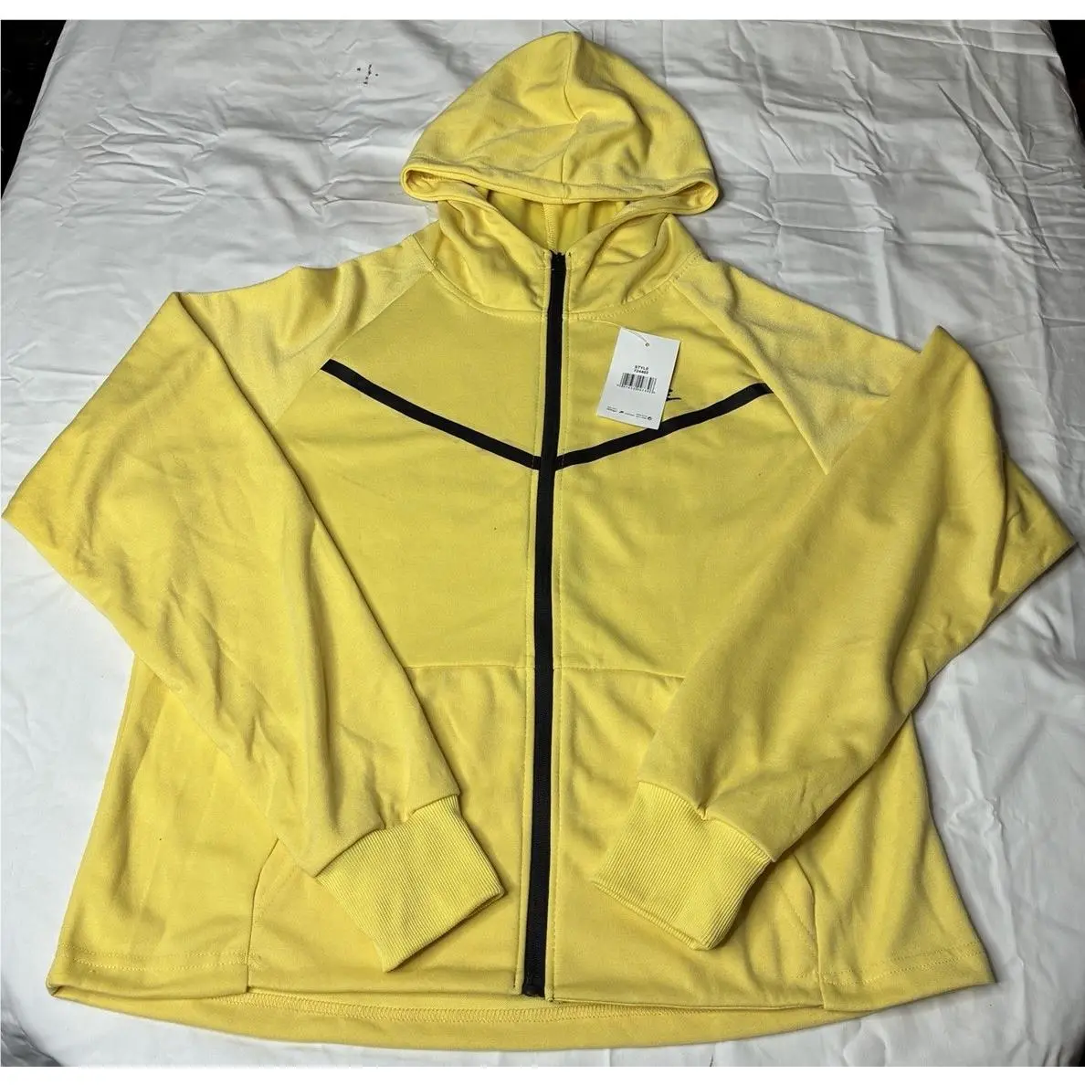 Nike clothing - Yellow 0