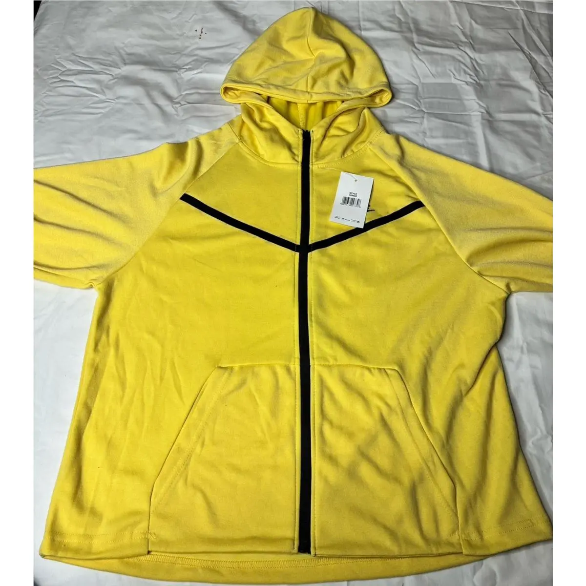 Nike clothing - Yellow 2