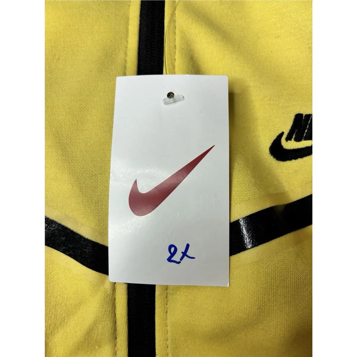 Nike clothing - Yellow 5