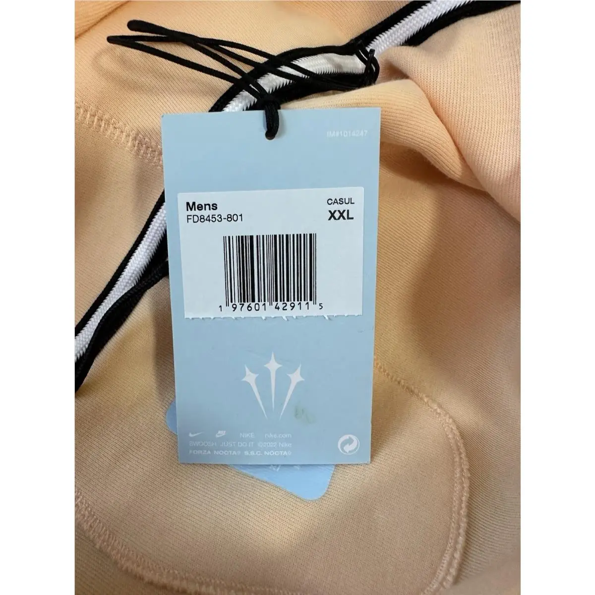 Nike clothing - Ice Peach (UPC: 197601429115) 8