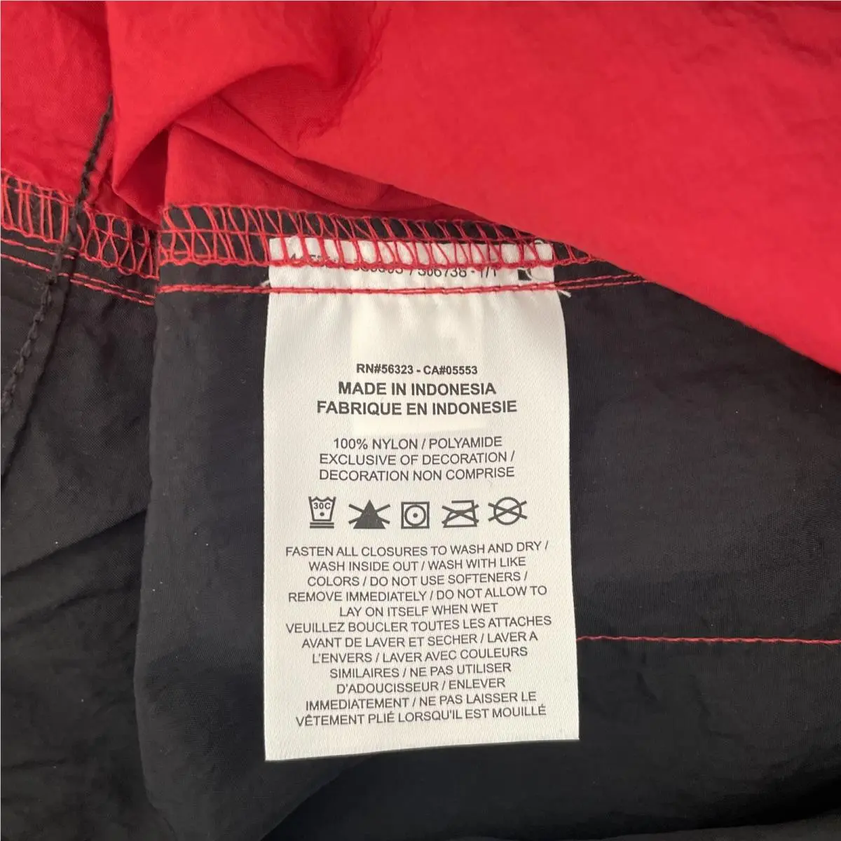 Nike clothing - Red (UPC: 0195243318088) 19