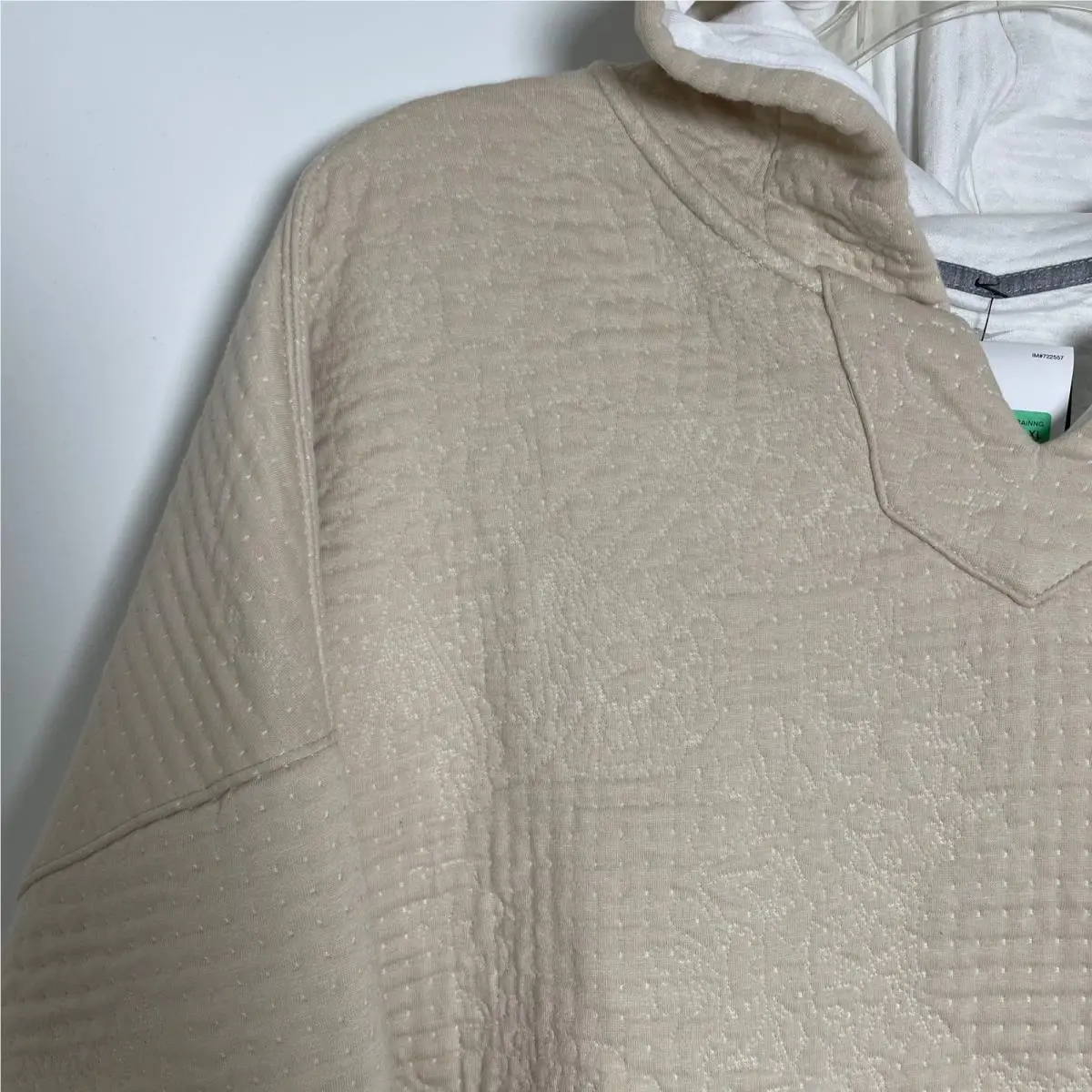 Nike clothing - Cream (UPC: 0196153602007) 3