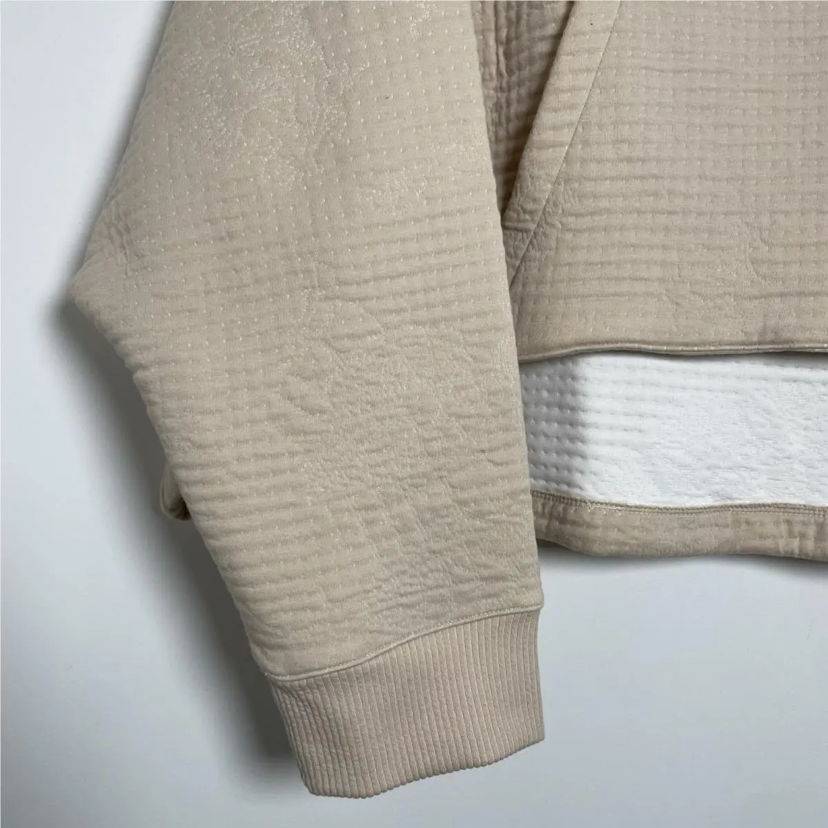 Nike clothing - Cream (UPC: 0196153602007) 6