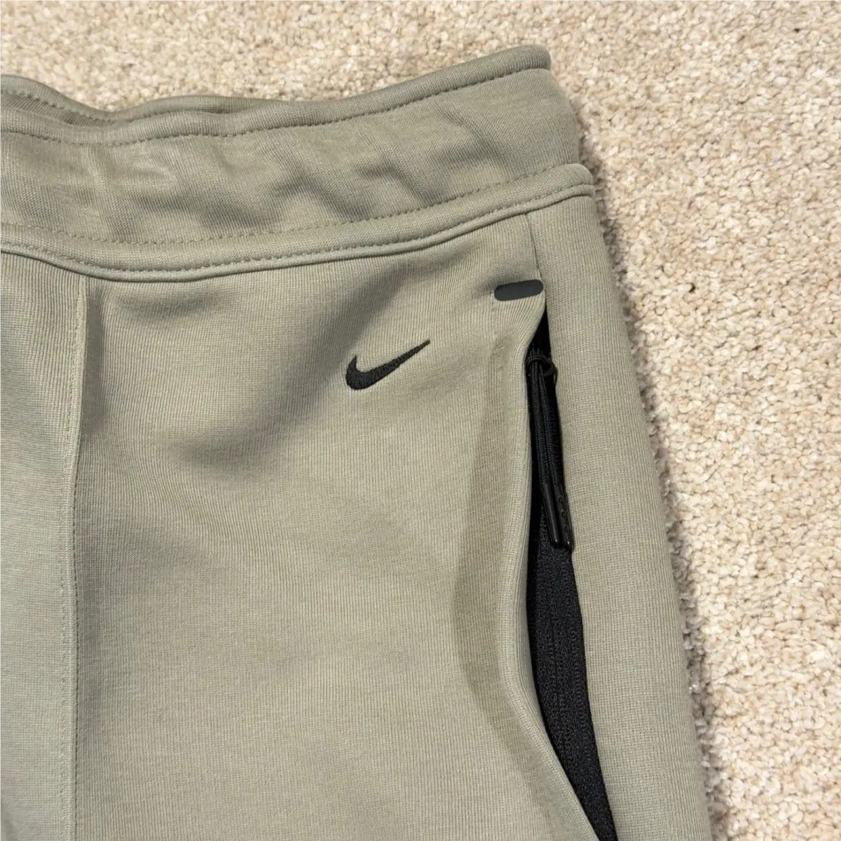 Nike clothing - Gray 7