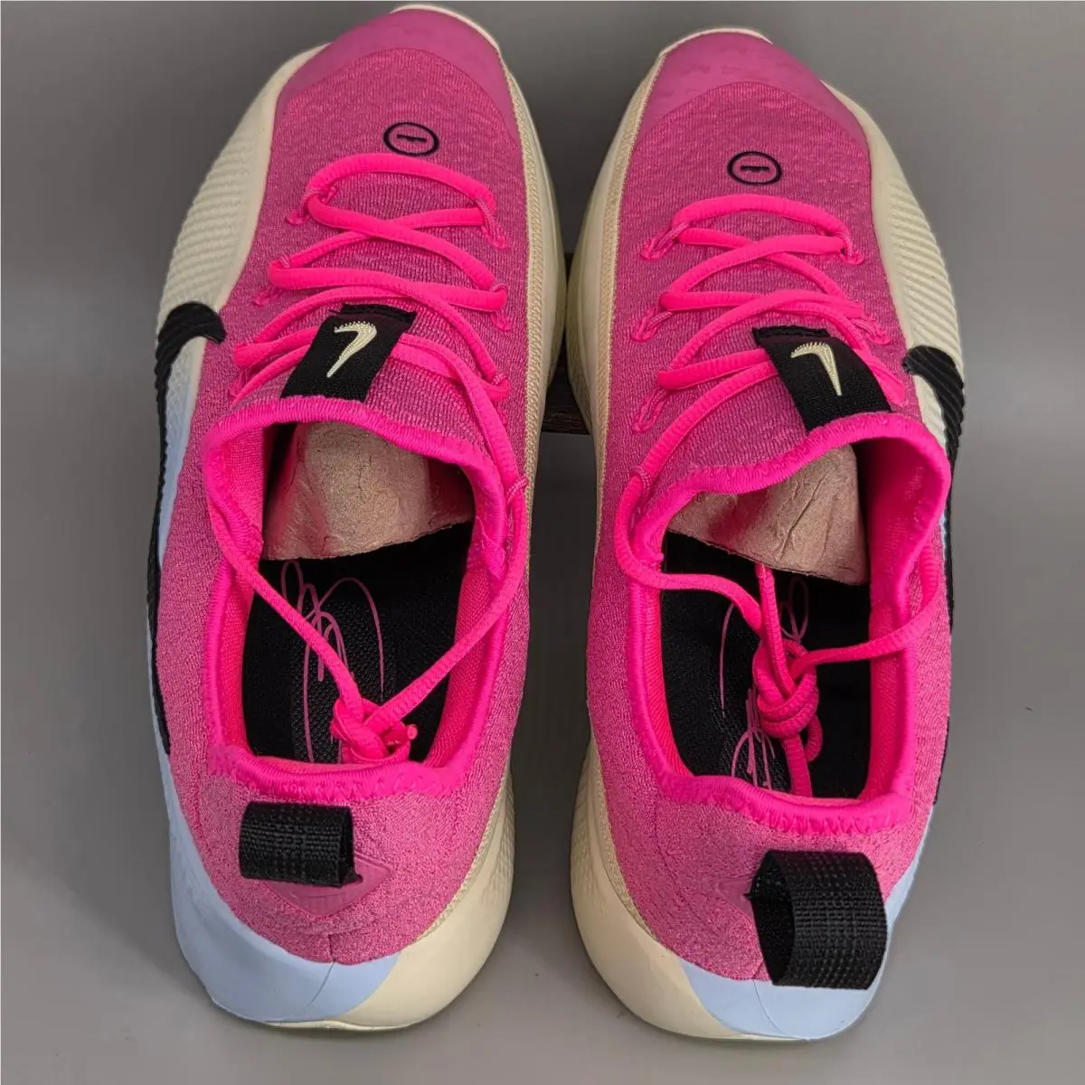 Nike shoes - Nike LeBron TR 1 - LeBron - Pink 1