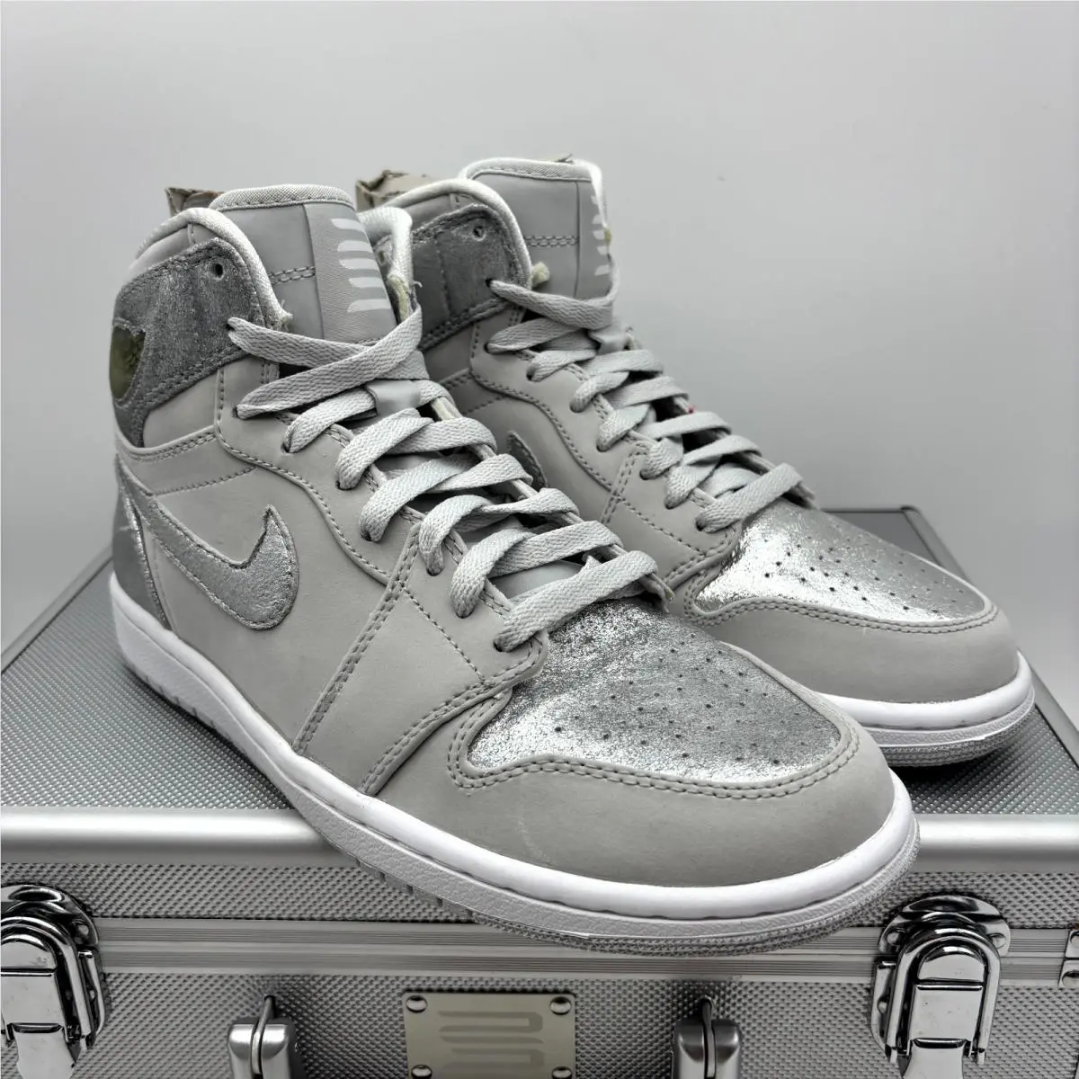 Nike shoes - Nike Air Jordan 1 Retro 396009-001 - 396009-001 - Neutral Gray/Metallic Silver (UPC: 091205181762) 0