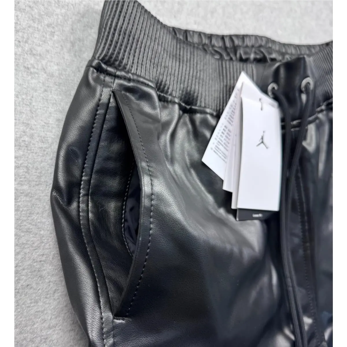 Nike clothing - Black 1