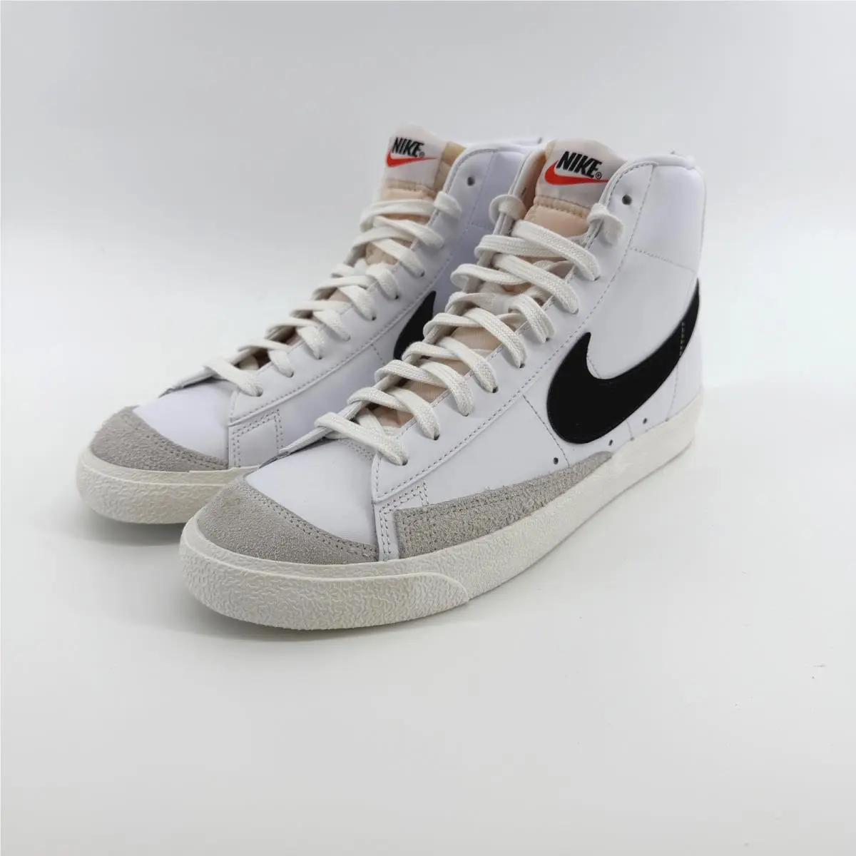 Blazer Mid 77 Vintage White Black Mens 12 Womens 13.5 BQ6806-100 High Top by Nike