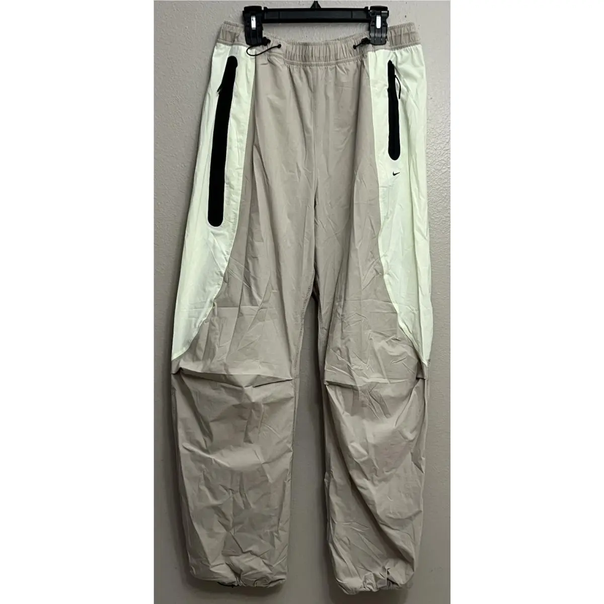 Nike Tech Woven Loose Fit Pants Mens Size Large Tall IU7502 236 LT