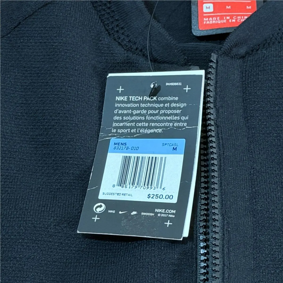 Nike clothing - Nike 832178-010 - Black 3