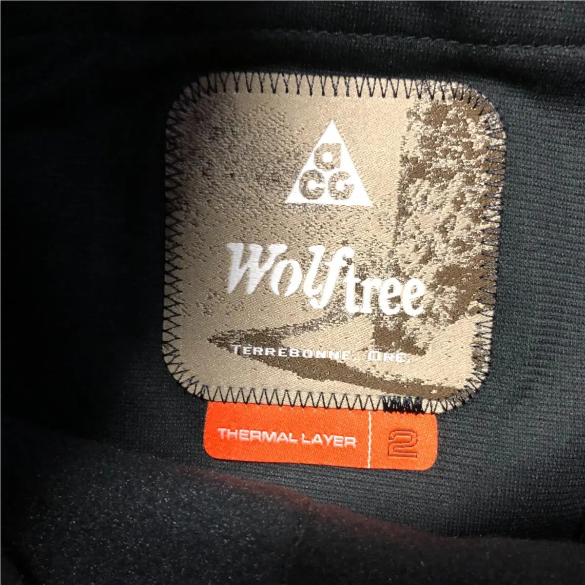 Nike clothing - Nike ACG Wolf Tree Plus - Black (UPC: 198726640195) 3