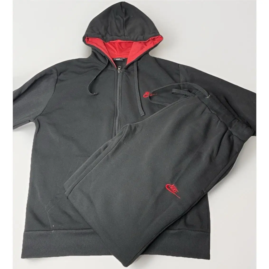 Black and Red  Zip-up Sweatsuit Set Youth Size XL by Nike