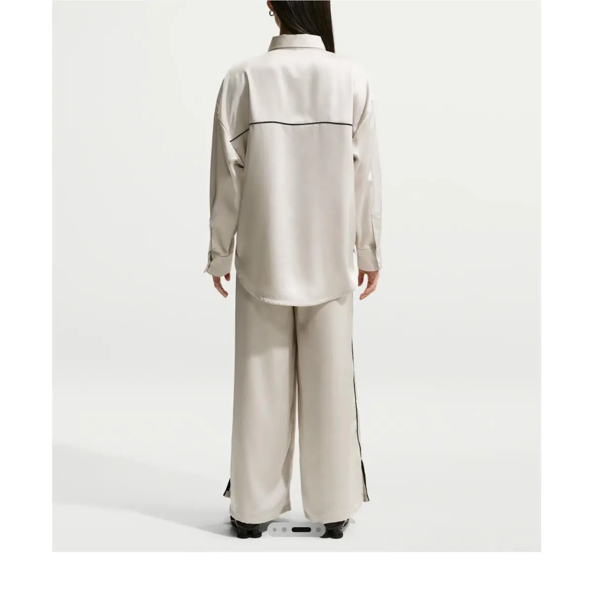 Nike clothing - Beige 3