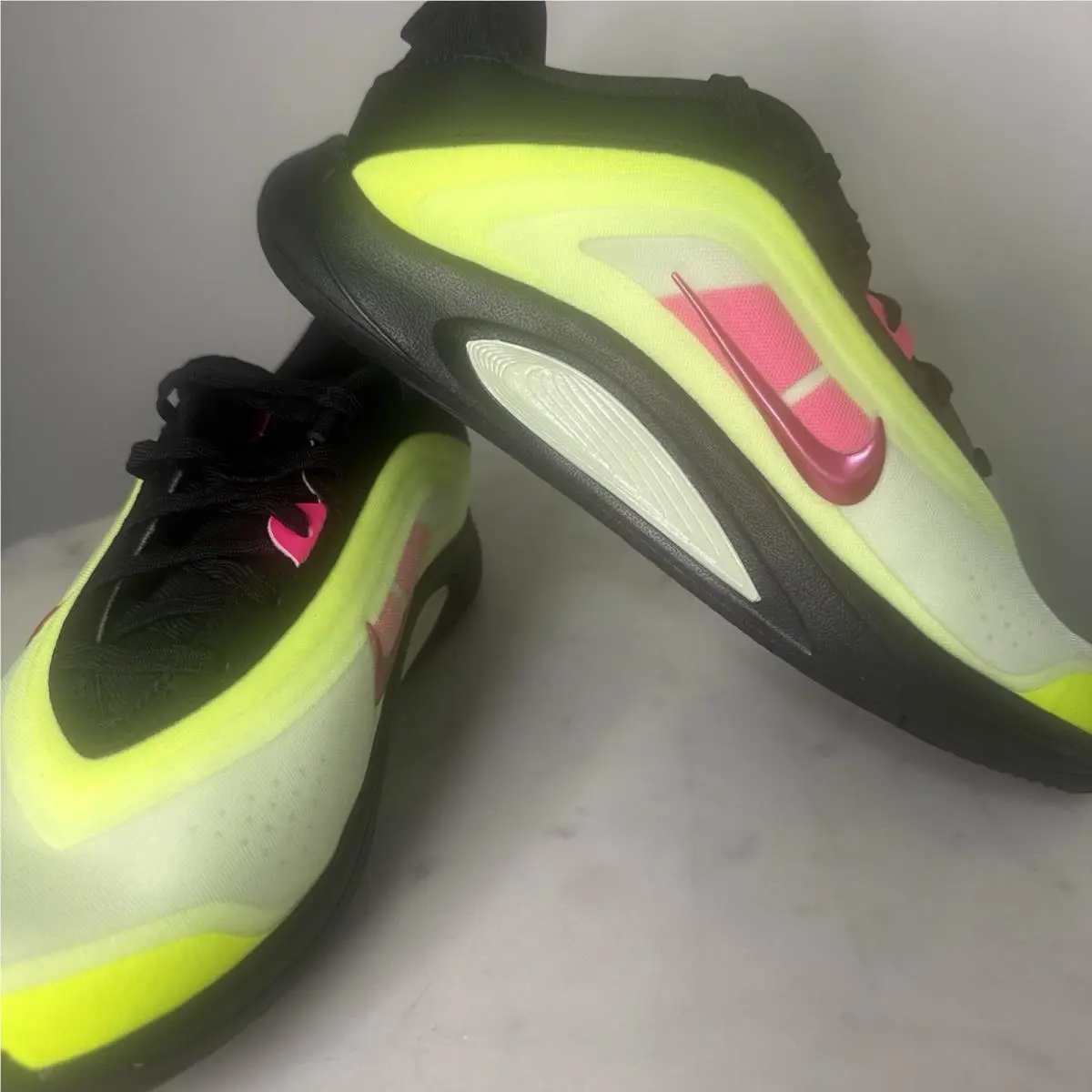 Nike shoes - A`One SE (GS) - HQ2294 001 - Black, Hyper Pink, Volt 7