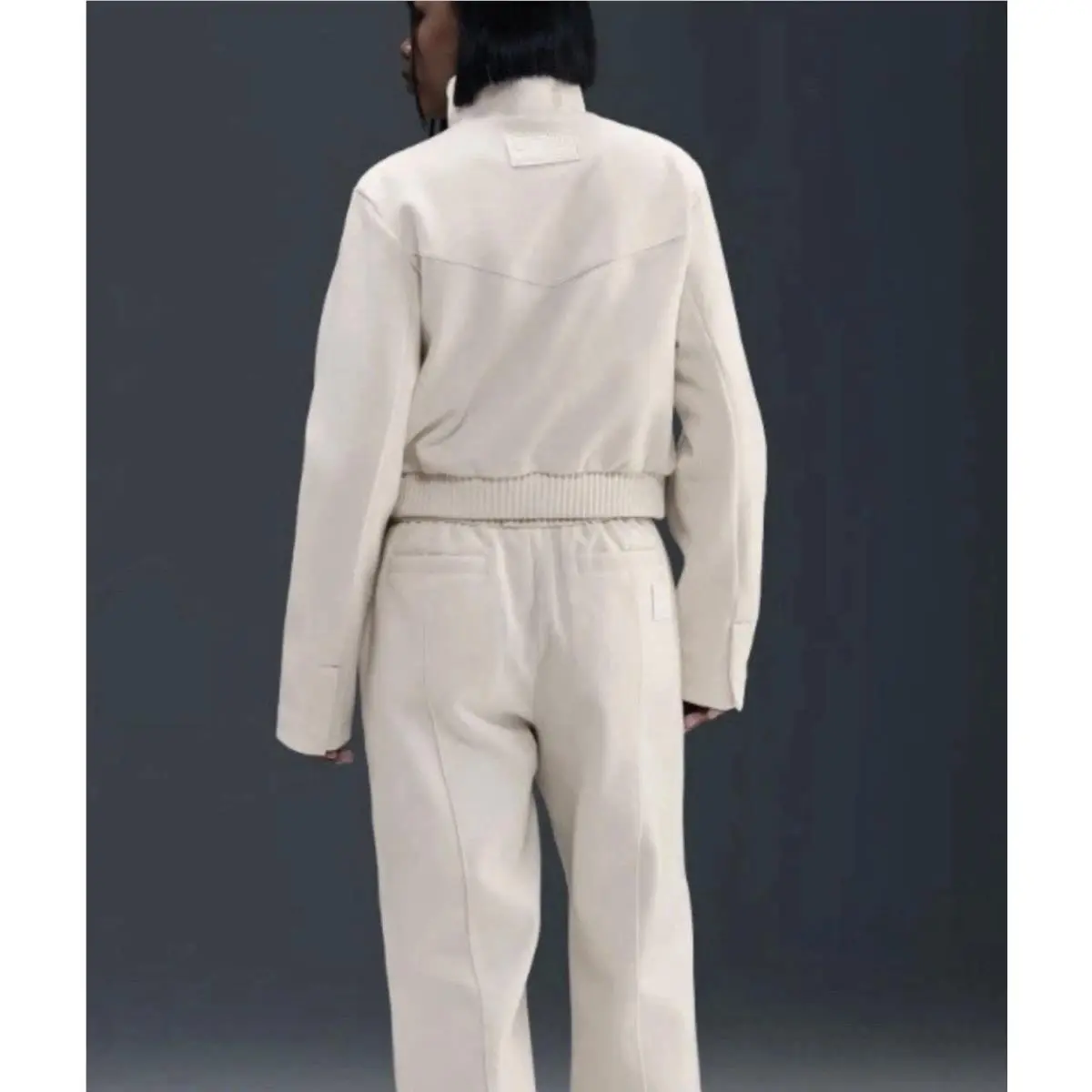 Nike clothing - Ivory 1