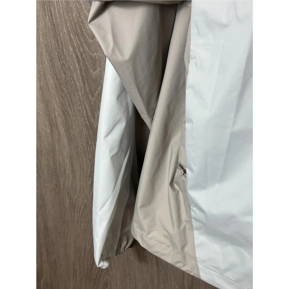 Nike clothing - Photon Dust (UPC: 198488294766) 4