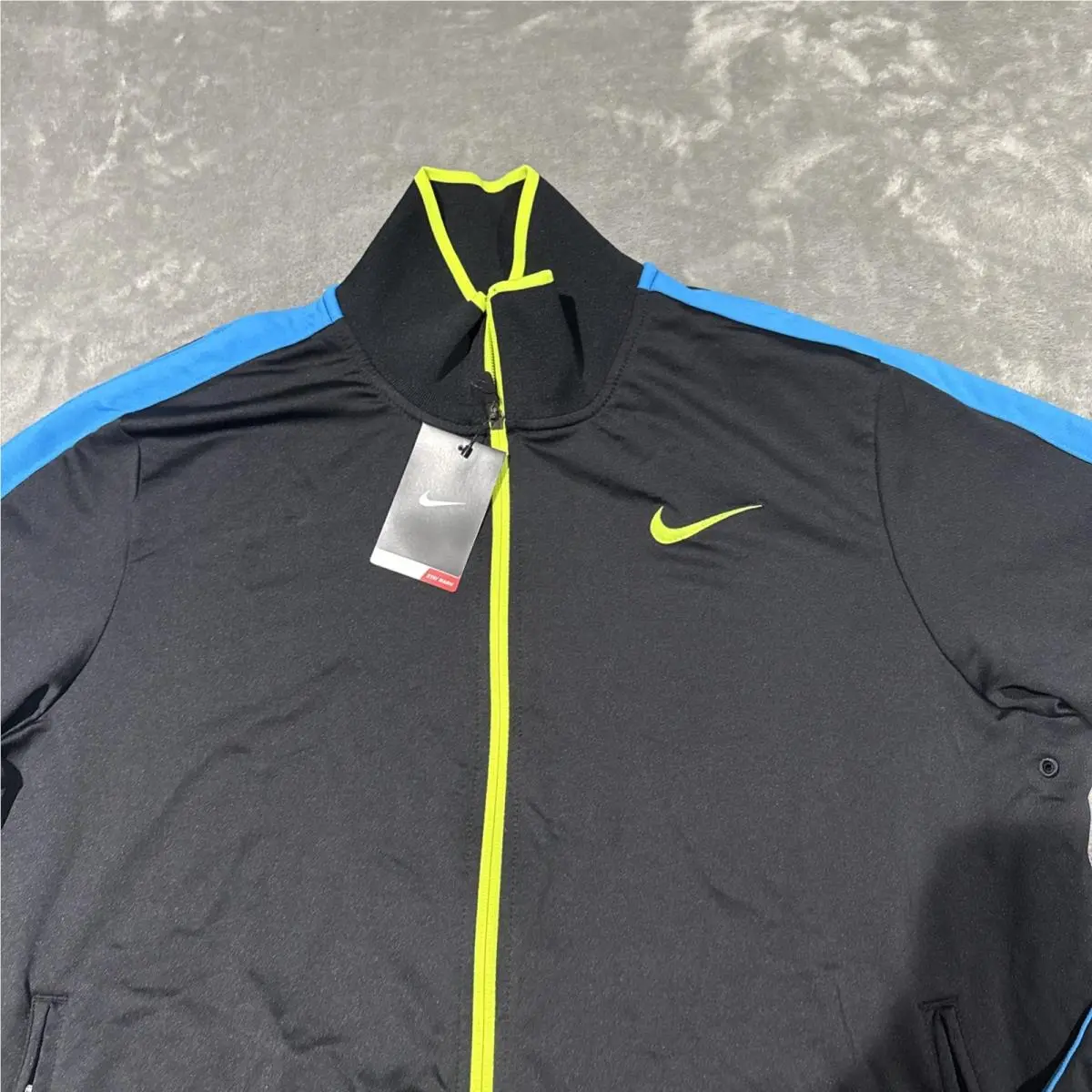 Nike clothing - Nike Men`s Summer All Court RF Knit Jacket - Black 0
