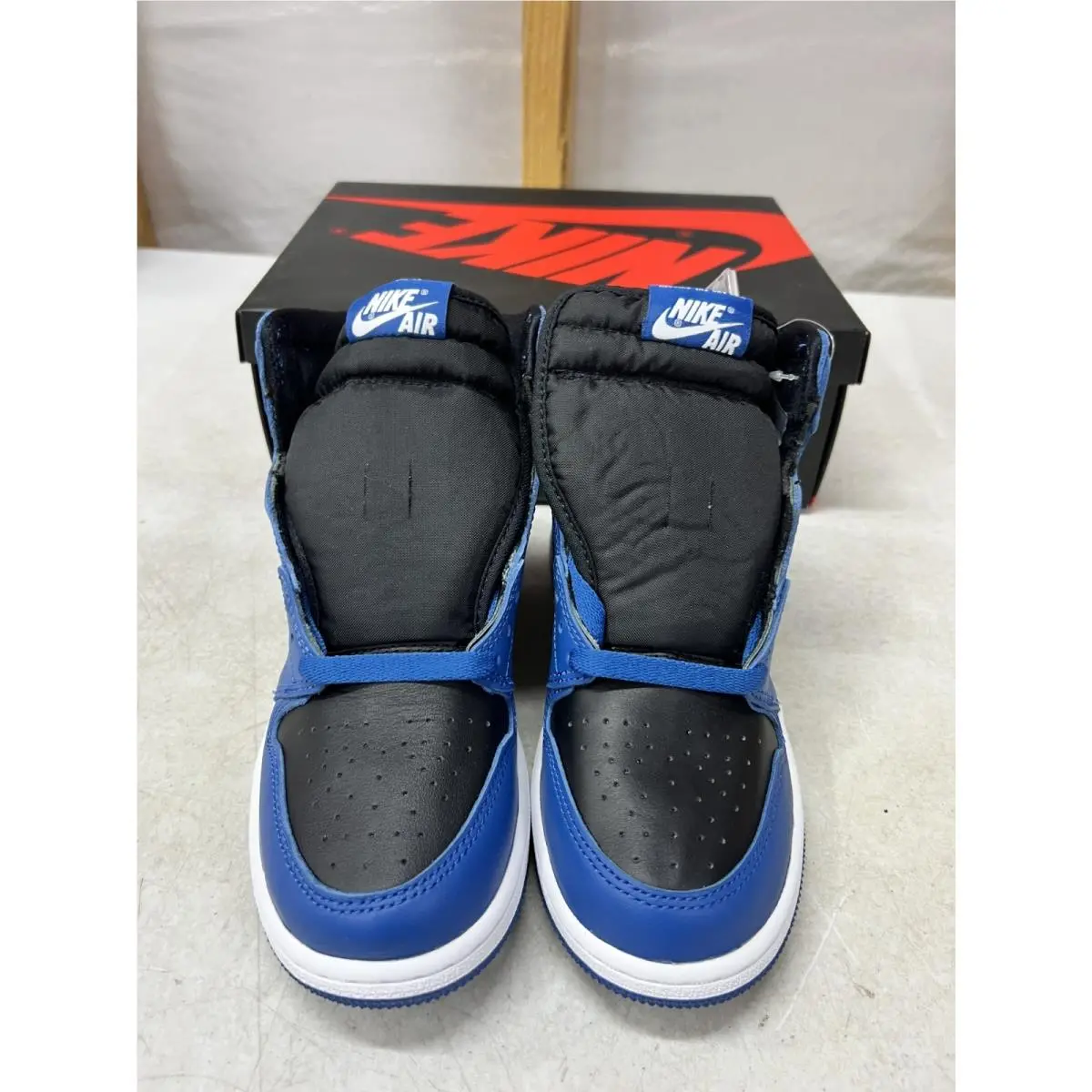 Nike shoes - Air Jordan 1 - Air - Blue 2