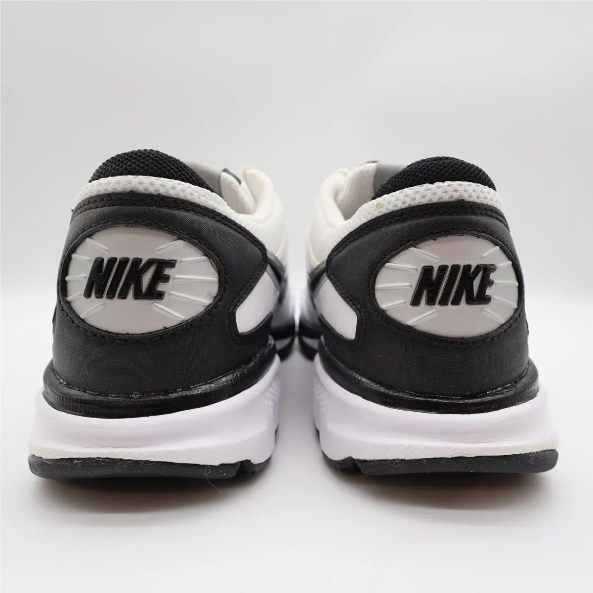Nike shoes - Air Edge TR 09 SL - White 3