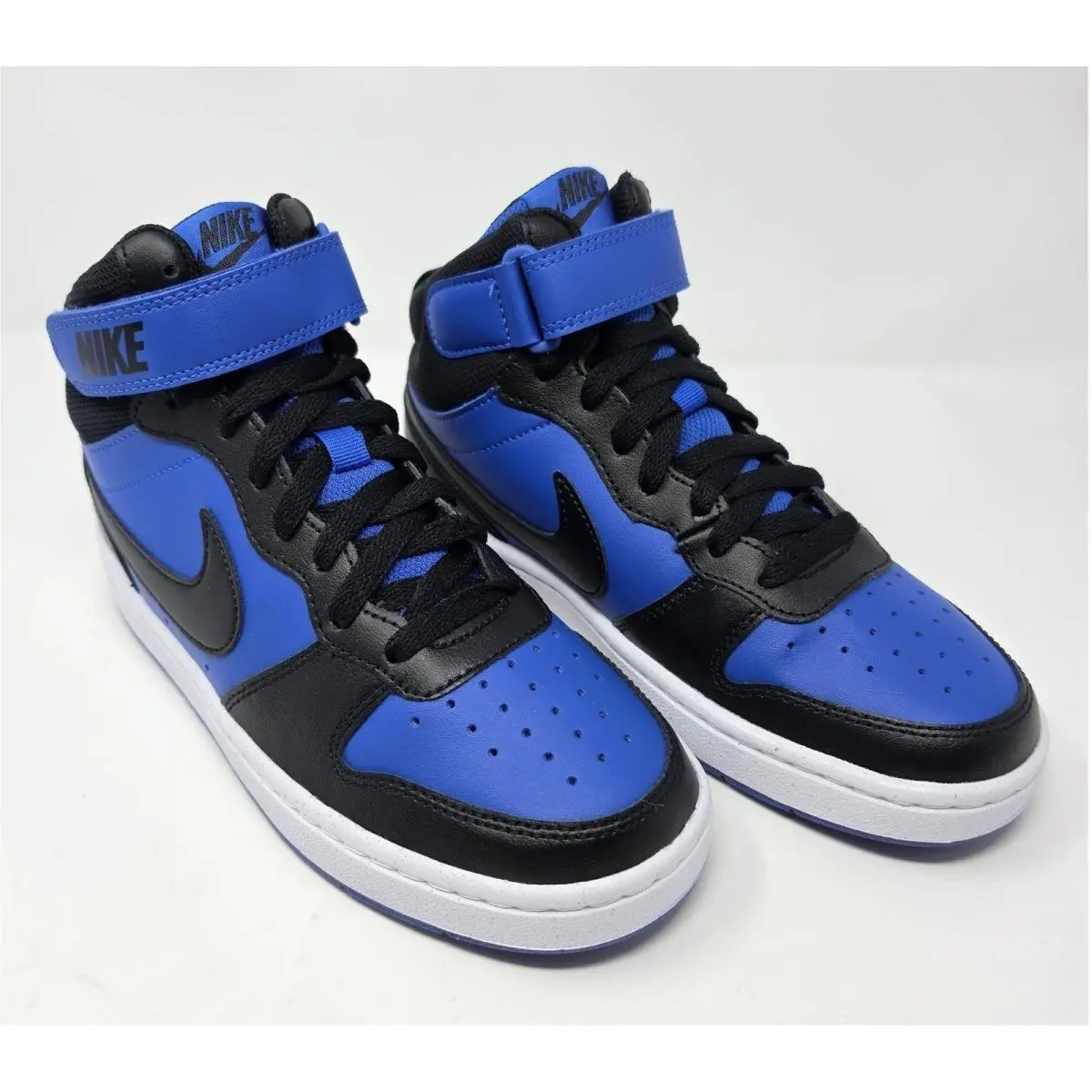 Court Borough Mid 2 GS Game Royal Black White CD7782-404Size 5Y/Women`s 6.5 by Nike