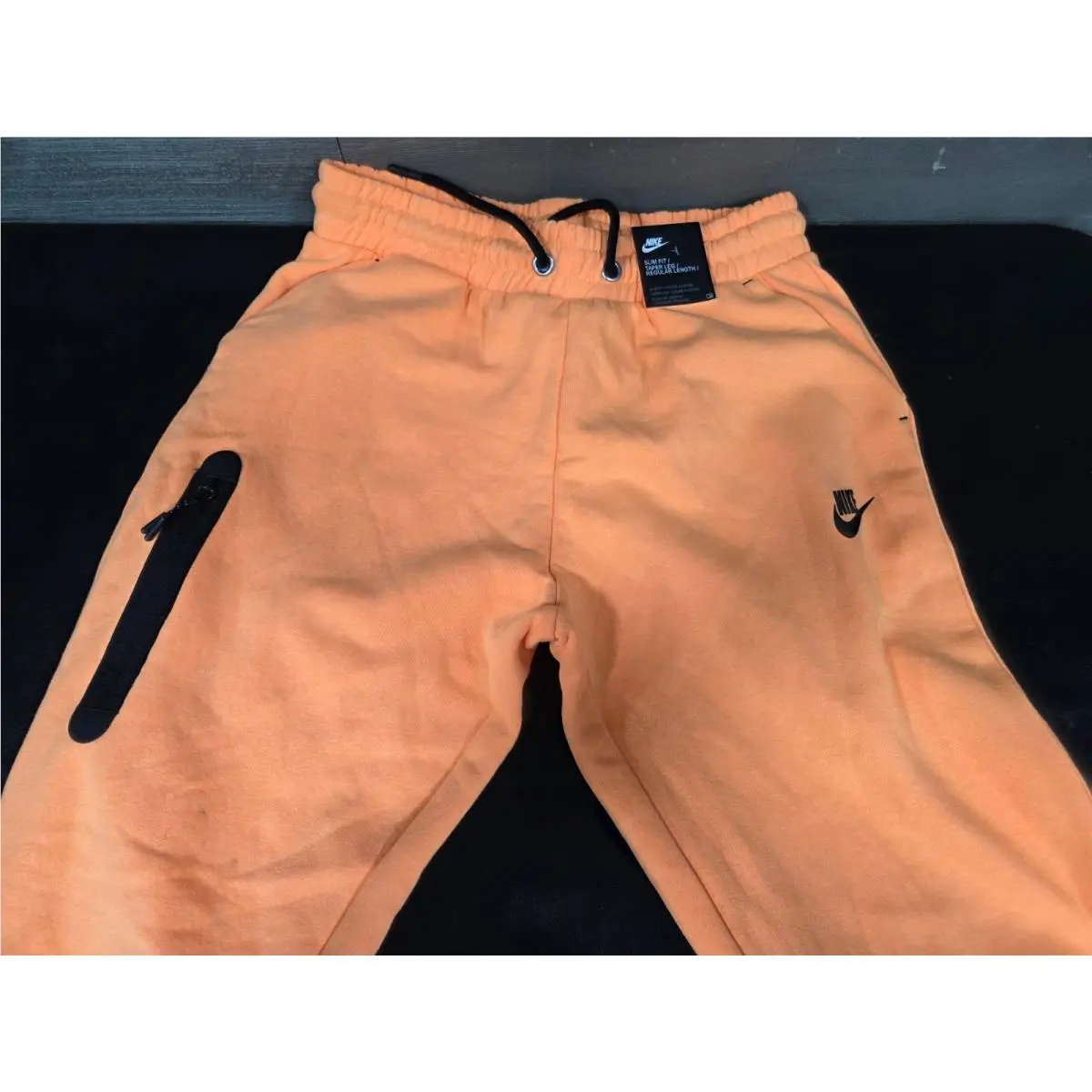 Nike clothing - Orange 4