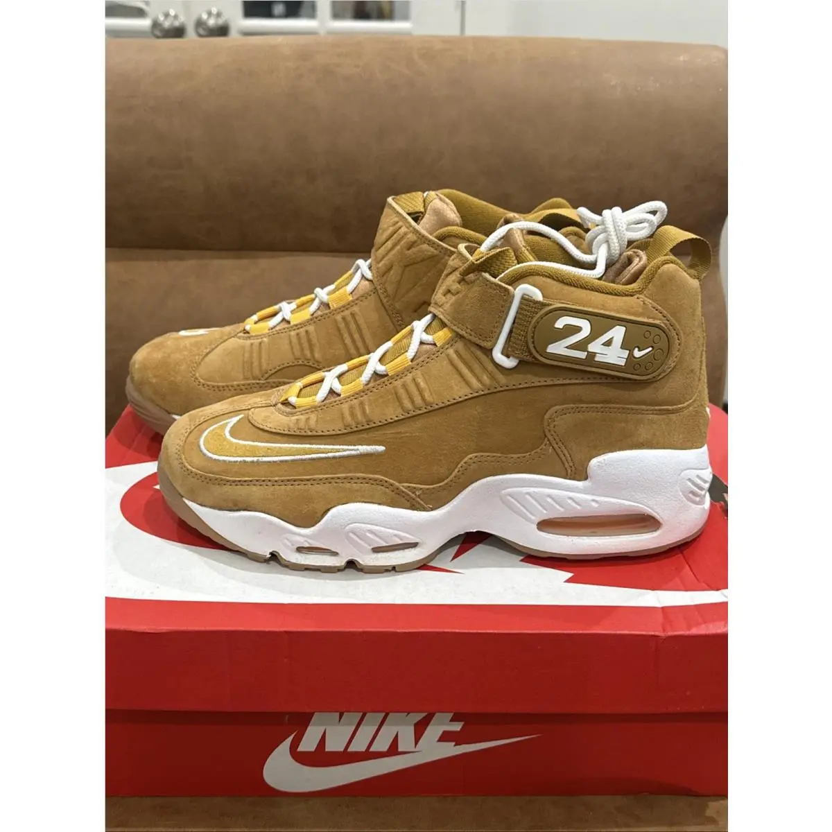 Nike shoes - Nike Air Griffey Max - Air Griffey Max - D06684-700 - Beige 0