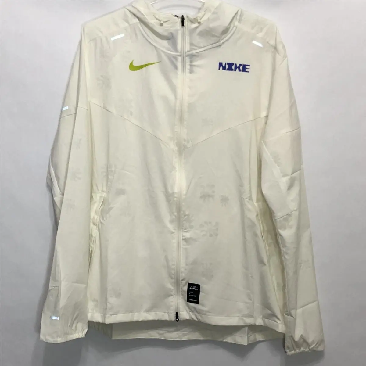 Windrunner Air Chaz Bear Full Zip Hooded Jacket Men Large CU8048-133 by Nike