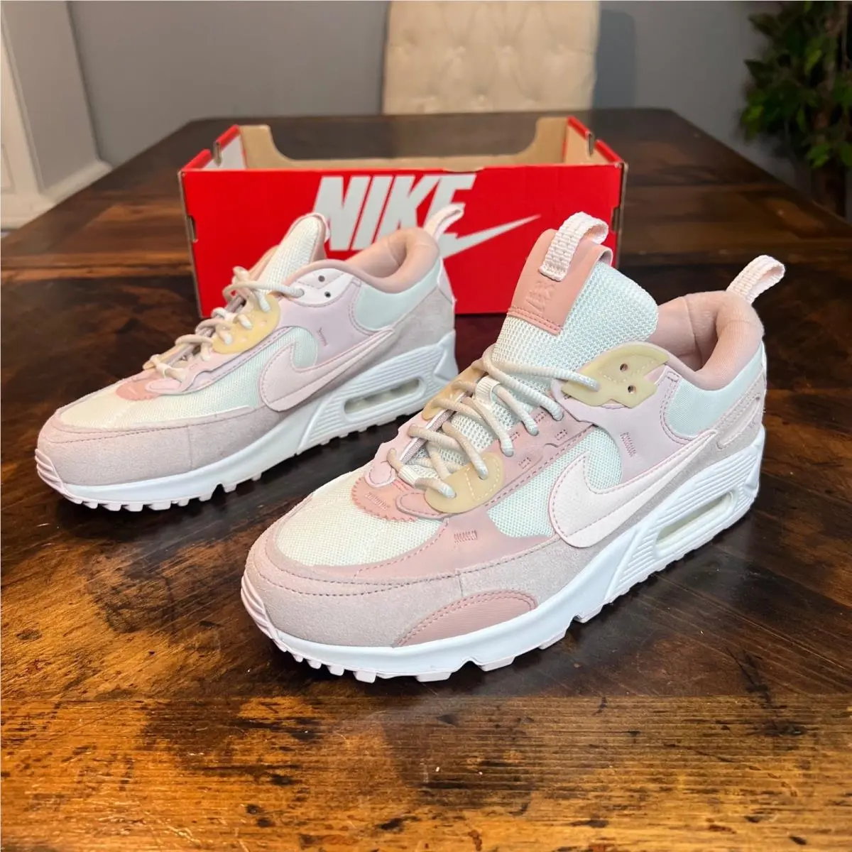 Air Max 90 Futura DM9922-104 Women`s Size 9 Summit White Pink Shoes by Nike