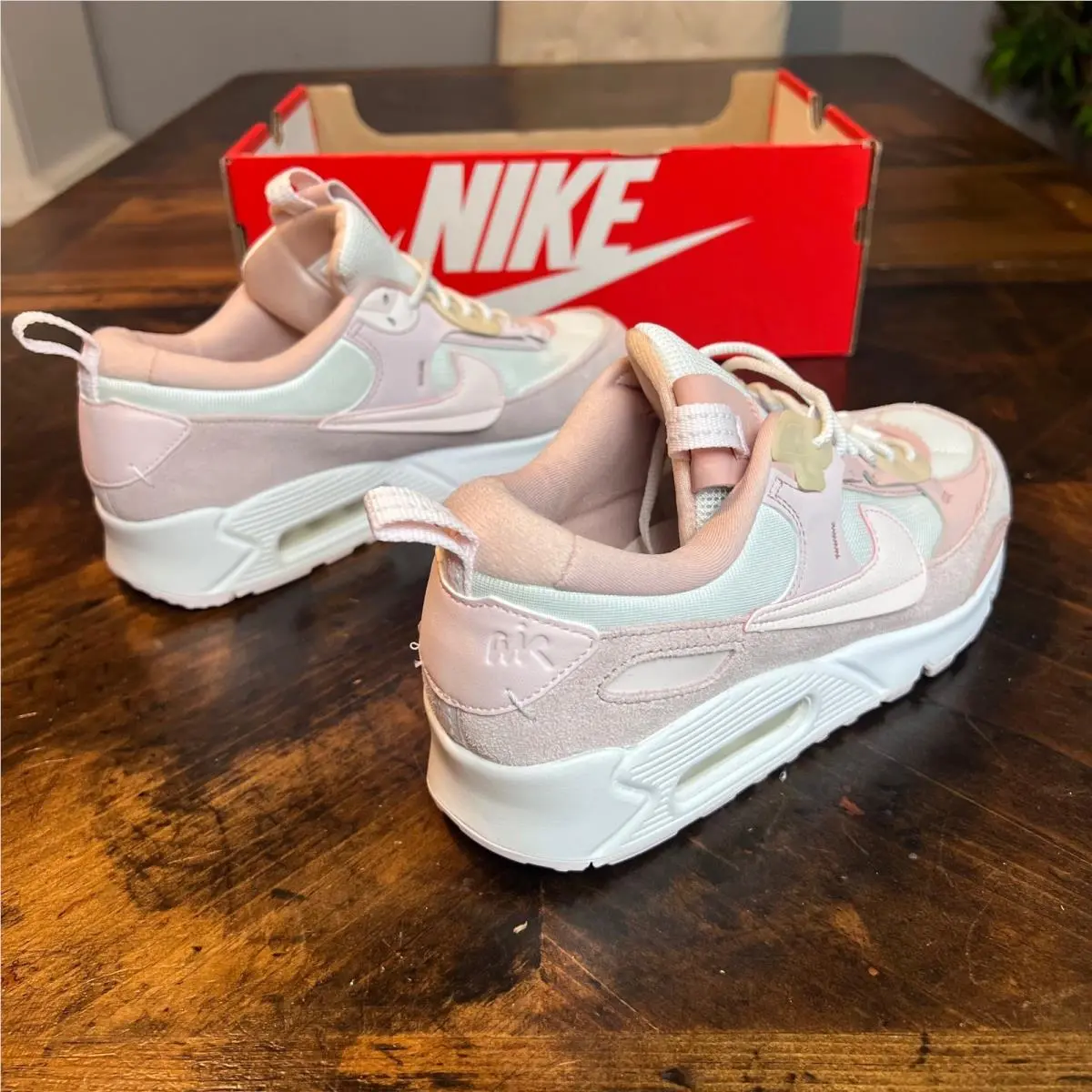 Nike shoes - Nike Air Max 90 Futura - Pink 3