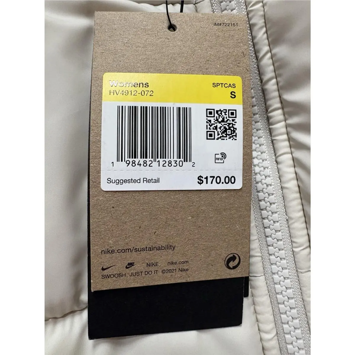 Nike clothing - Ivory (UPC: 0198482128302) 2