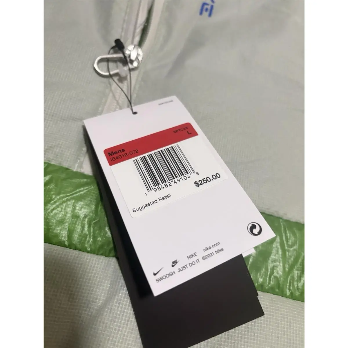 Nike clothing - IB4012422 IB4012-072 - IB4012422 IB4012-072 - Green/ Grey 1