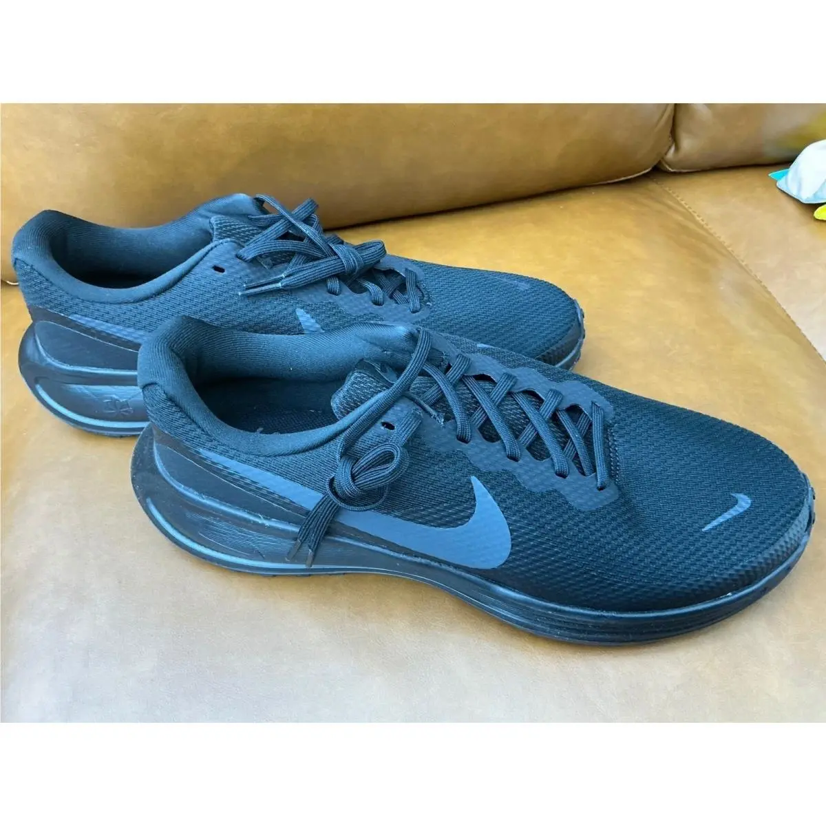 Revolution 7 Running Shoes Womens 12 Black Excellent Triple Black by Nike
