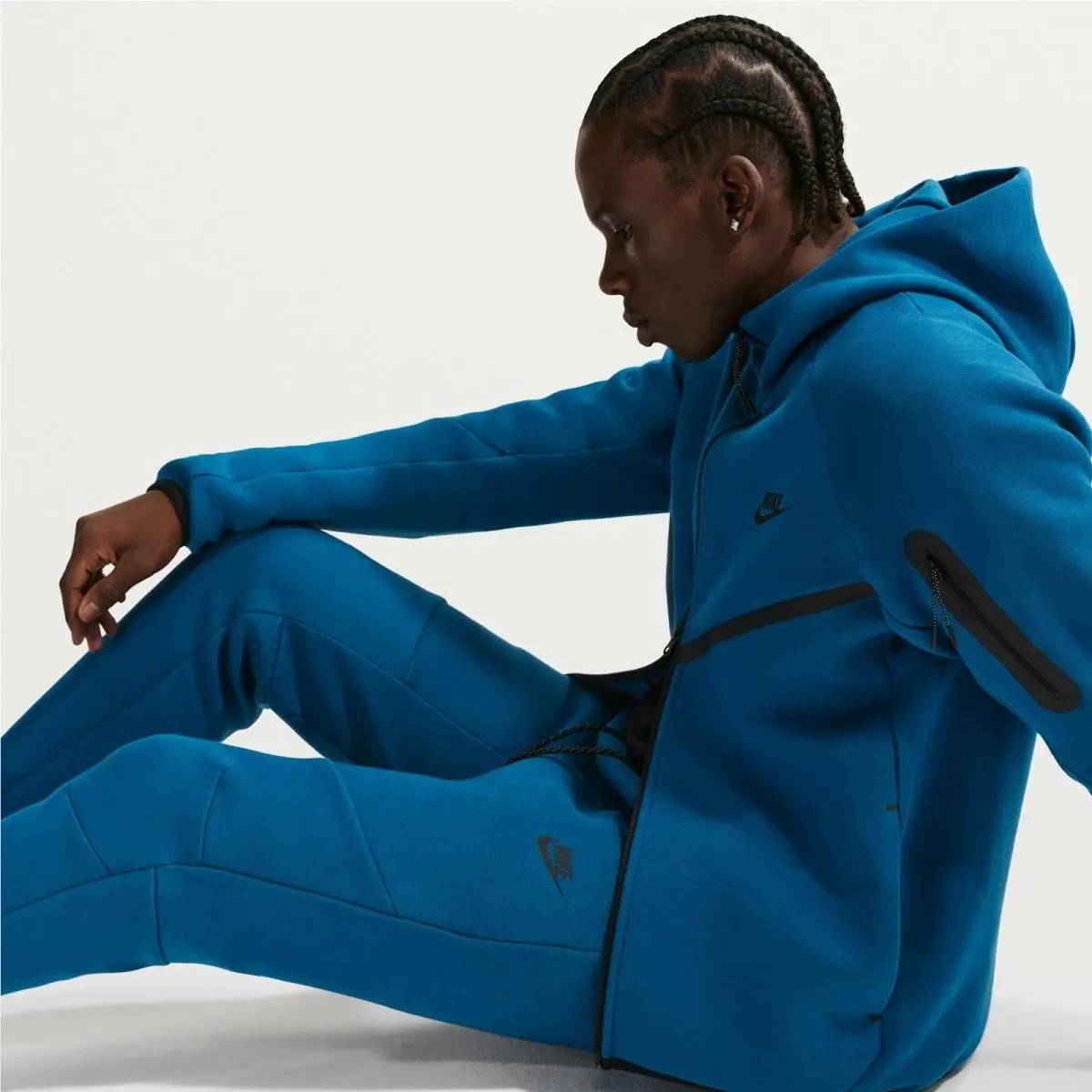 Nike clothing - Blue (UPC: 198488951942) 2