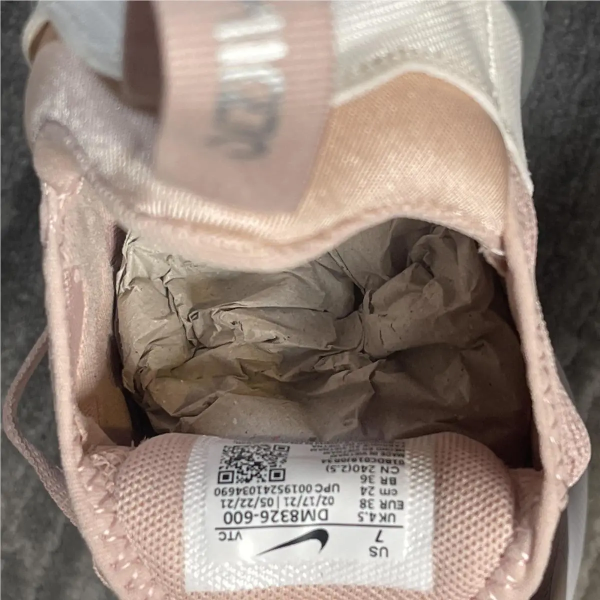 Nike shoes - Nike Air Max 270 - Air Max - Pink 6