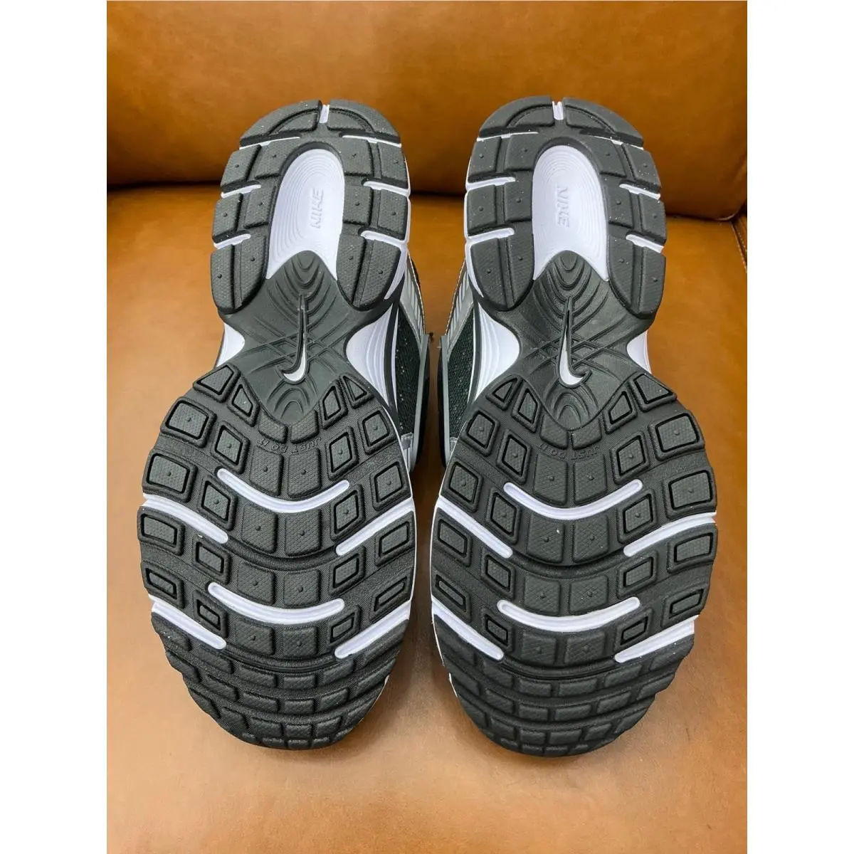 Nike shoes - Nike V5 RNR - RNR - Black 2