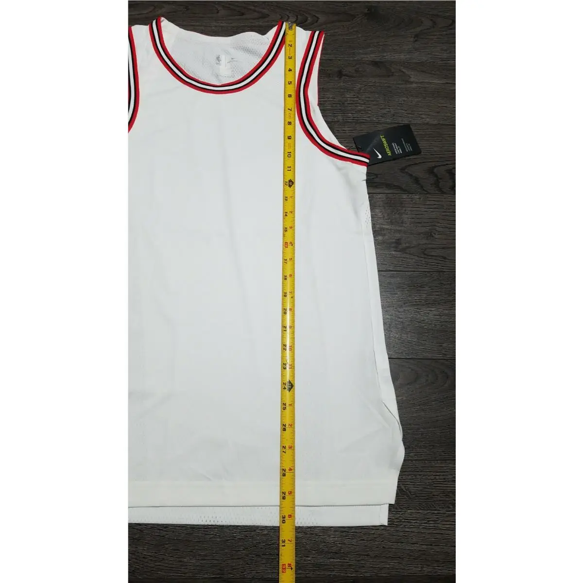 Nike clothing - H8791-100 - H8791-100 - White (UPC: 666003368563) 4