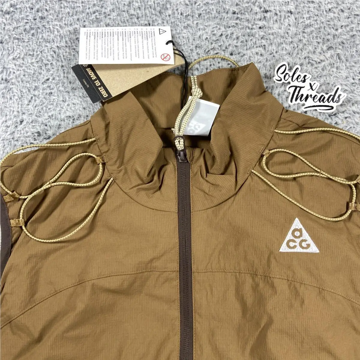 Nike clothing - Brown 3