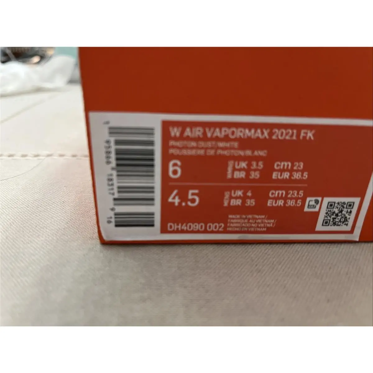 Nike shoes - Nike Air VaporMax Flyknit - Air VaporMax Flyknit - DH4090-002 - Photon Dust White 10
